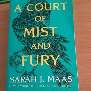 A court of Mist and Fury by Sara J. MAAS